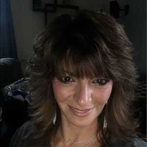 Meet your Posher, Pamela